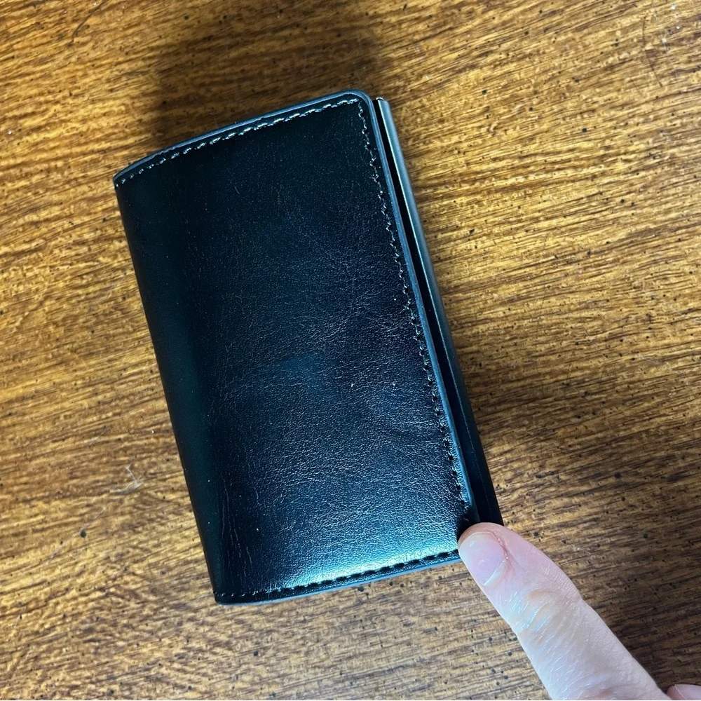 NWOT Black Wallet